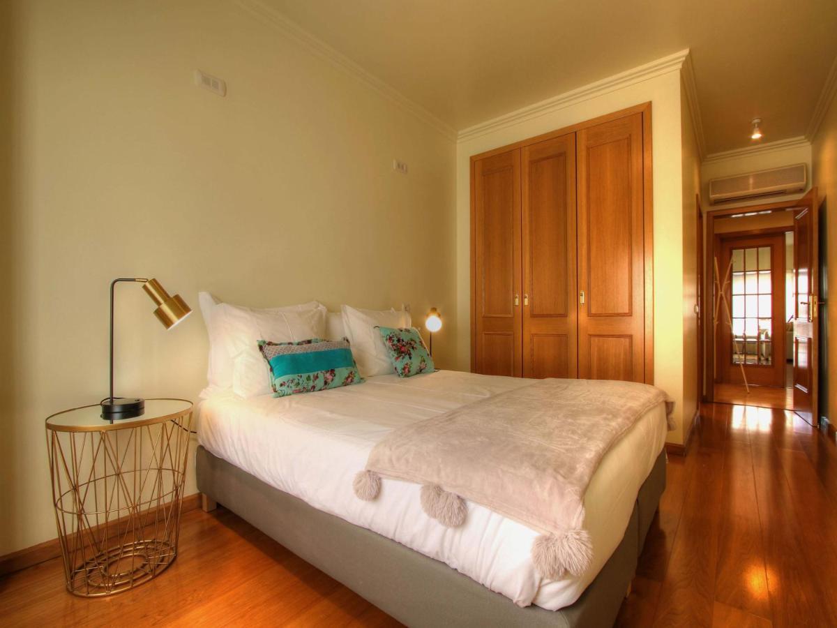 Balcony With View, Private Garage, An Elevator Apartment เซตุบาล ภายนอก รูปภาพ