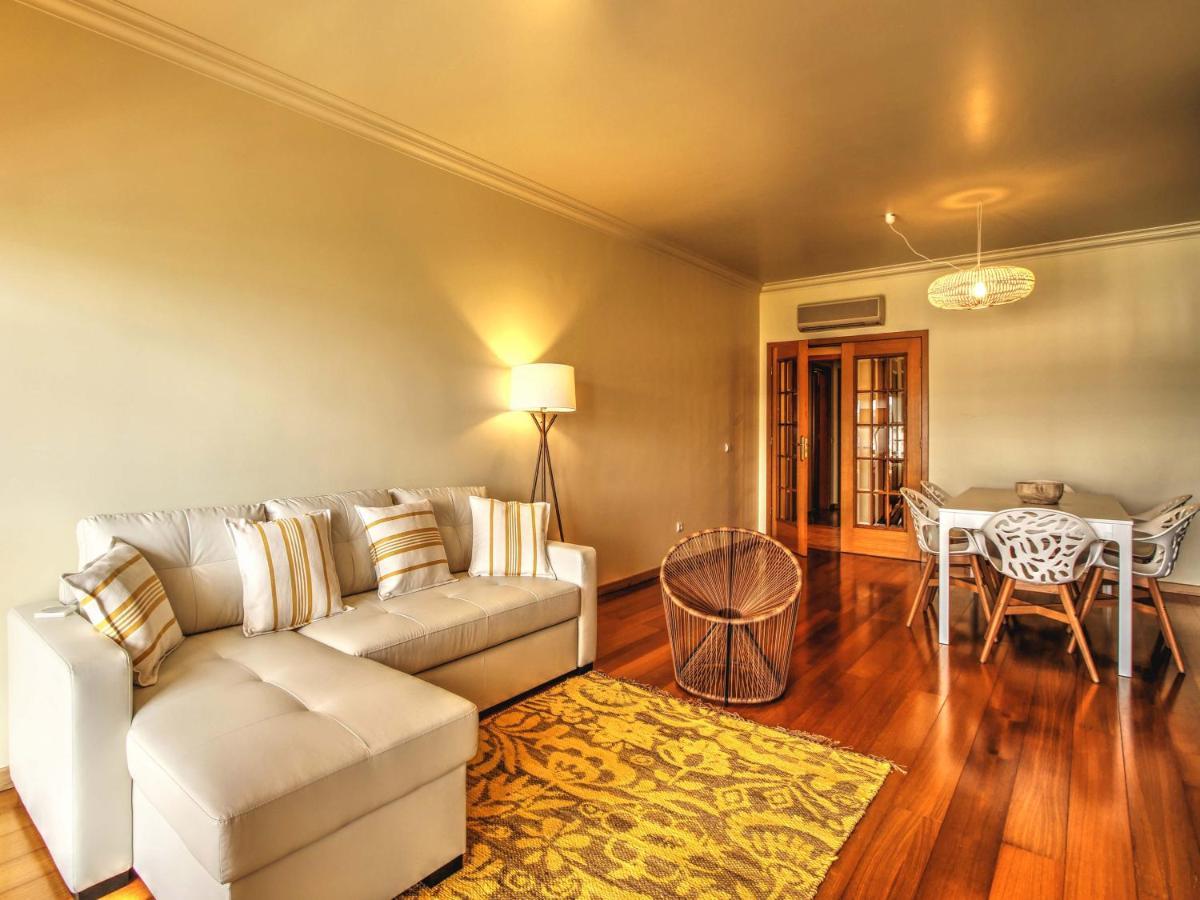 Balcony With View, Private Garage, An Elevator Apartment เซตุบาล ภายนอก รูปภาพ
